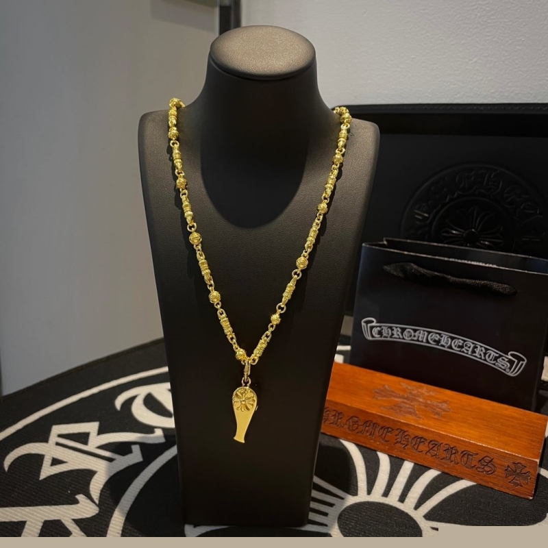 Ch**me He**ts necklaces